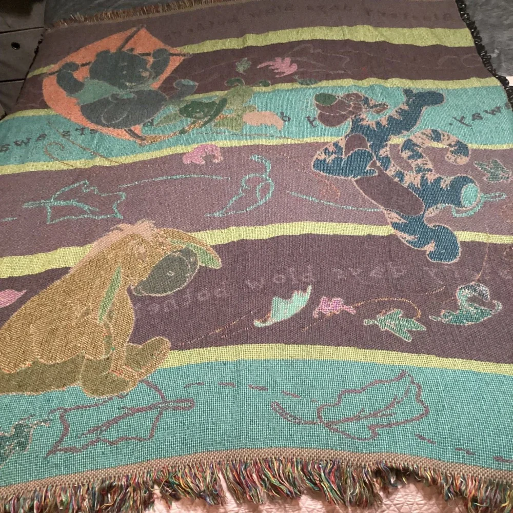Vintage Disney Winnie the Pooh Blustery Day Woven Tapestry Throw Blanket 52x46